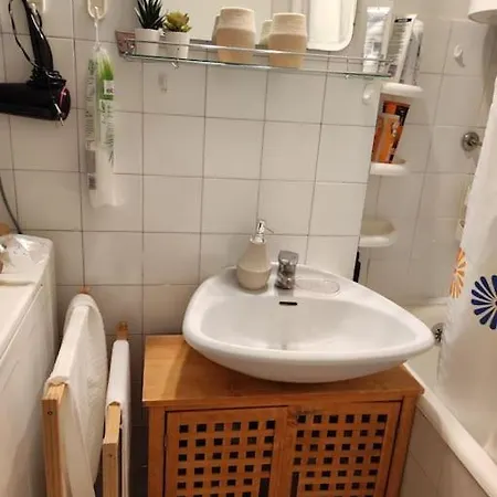 Apartment Comfy Near Center *